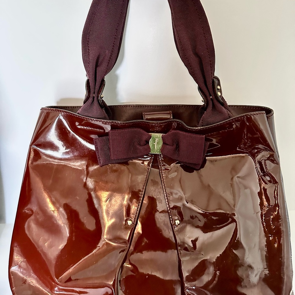 ****SOLD****Salvatore Ferragamo Elegant Burgundy Bow Tote Bag